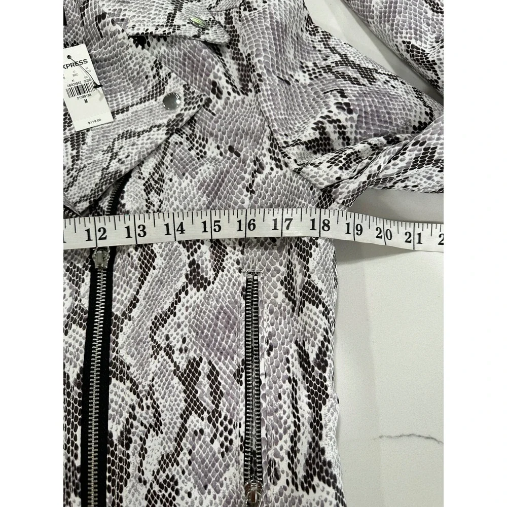 Express Snakeskin Print Moto Jacket Womens Medium Gray Black Silver‎